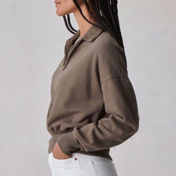 Buck Mason • VINTAGE INTERLOOP HALF-ZIP SWEATSHIRT in Heather Gray - Picture 7 of 8